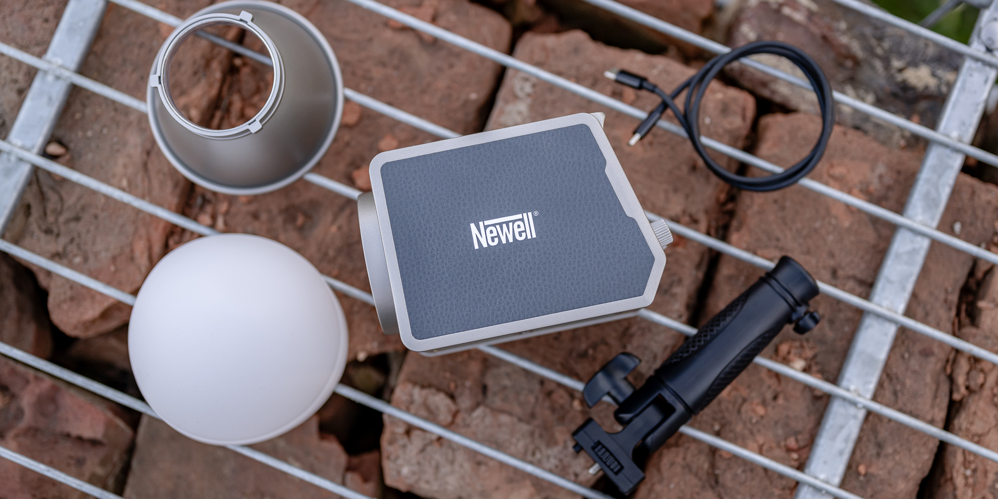Lampa LED Newell Zora 90 WB (2700 - 6500 K)
